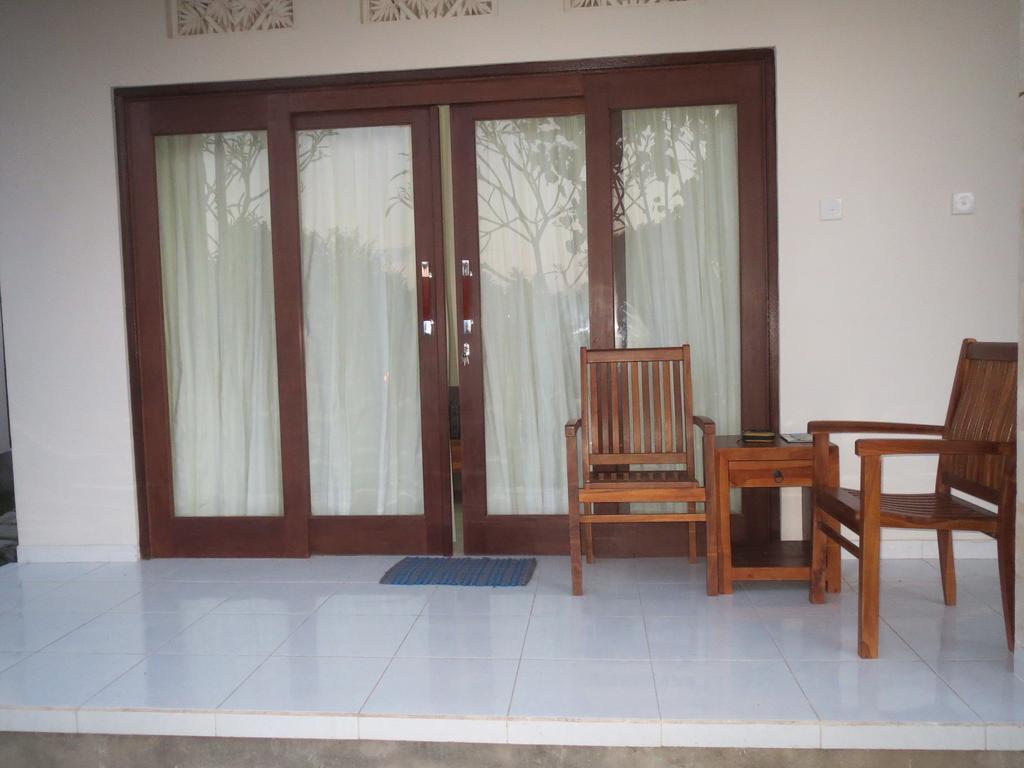 Mesari Homestay & Warung Amed  Exterior photo