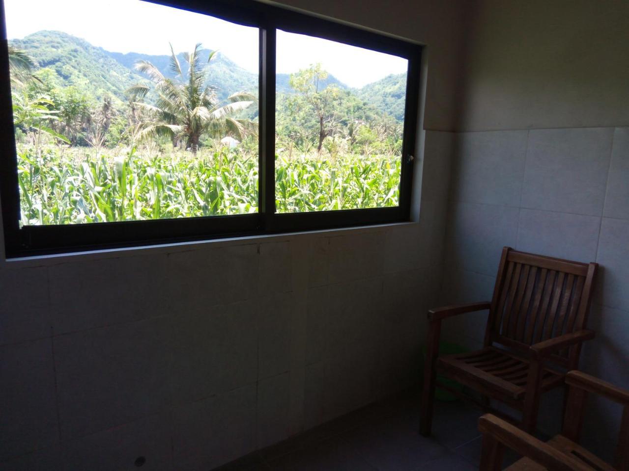 Mesari Homestay & Warung Amed  Exterior photo